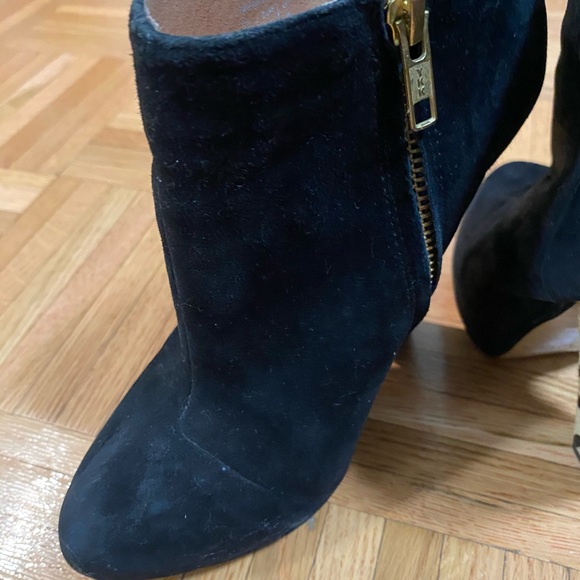 Aldo Ankle Booties Black Suede/Cheetah Print Heel - Picture 2 of 10